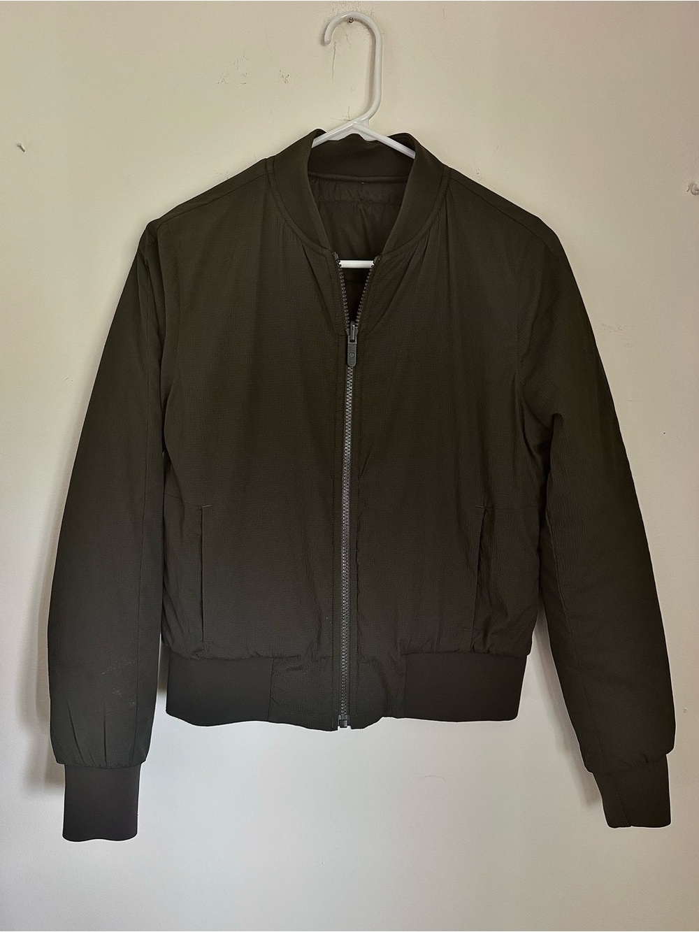 Lululemon Women’s Reversible Non Stop Bomber Style Jacket, Size 4